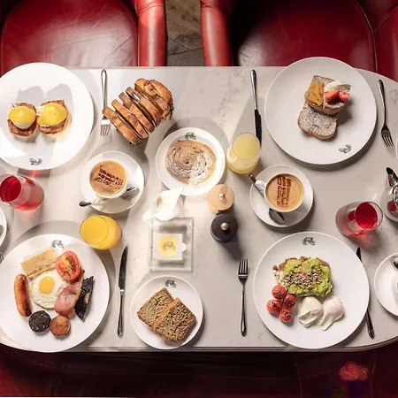 מלון Carton House, A Fairmont Hotel מיינות'